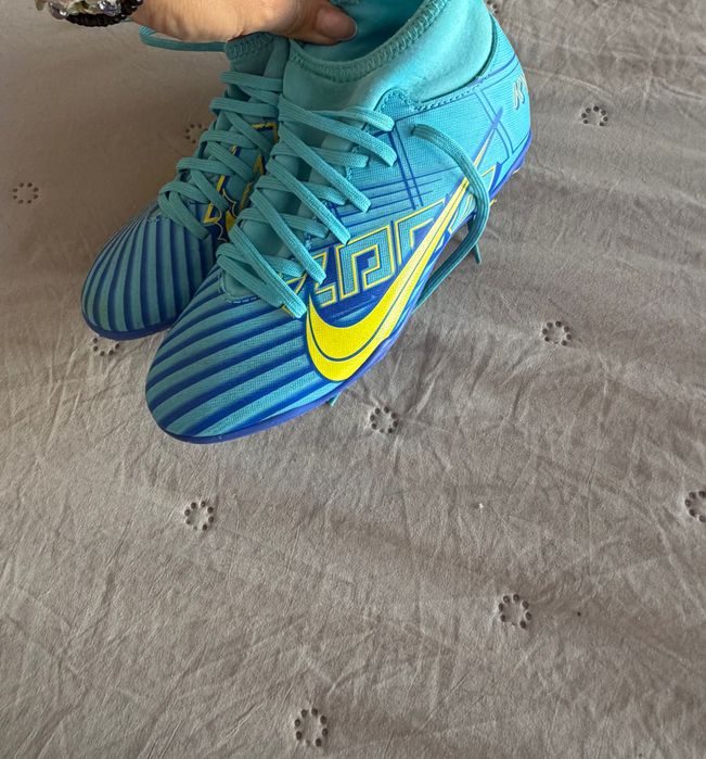 Футболни обувки Nike33/34 размер  20 евро