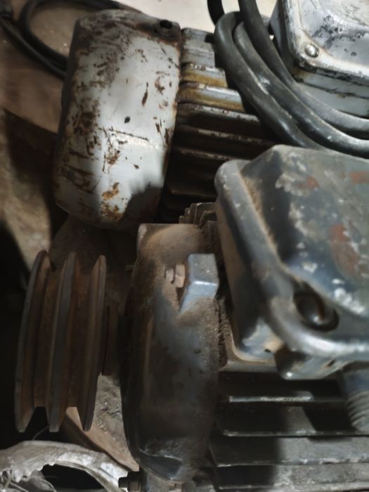 Продам электро моторы 3 фазные