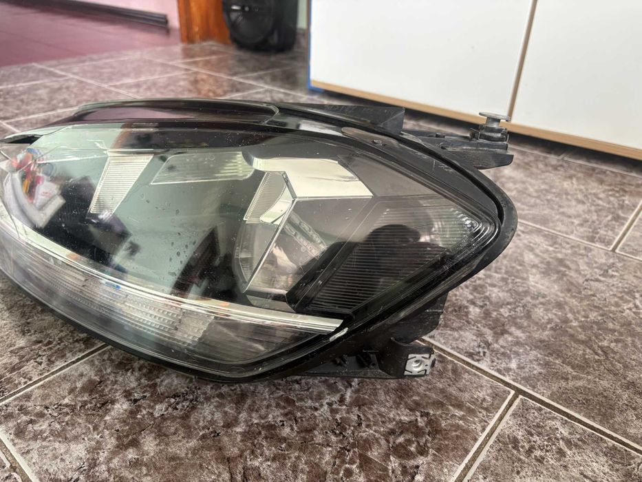 Ляв фар за Голф 7 / VW Golf VII