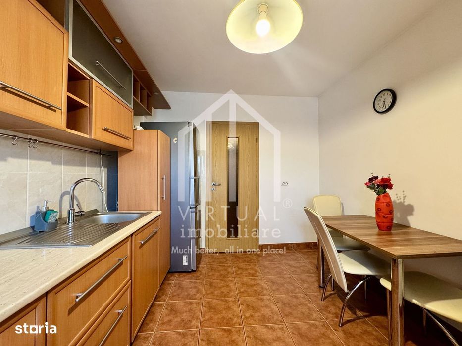 Apartament cu 4 camere, 80mp utili + 2 balcoane, etaj 3/4, Strand