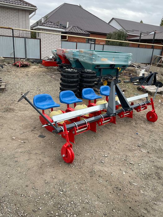 Рассадопосадочная машина двухрядная D Pol