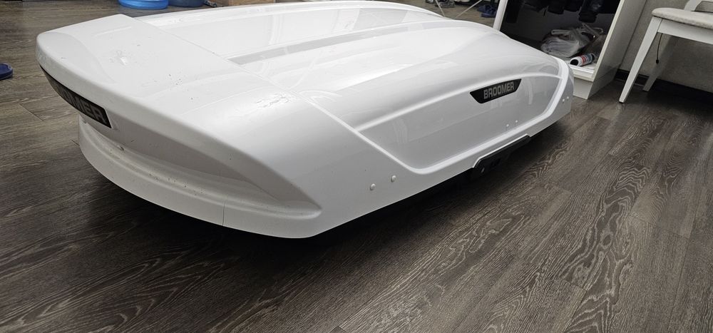Автобокс бу Broomer Venture.