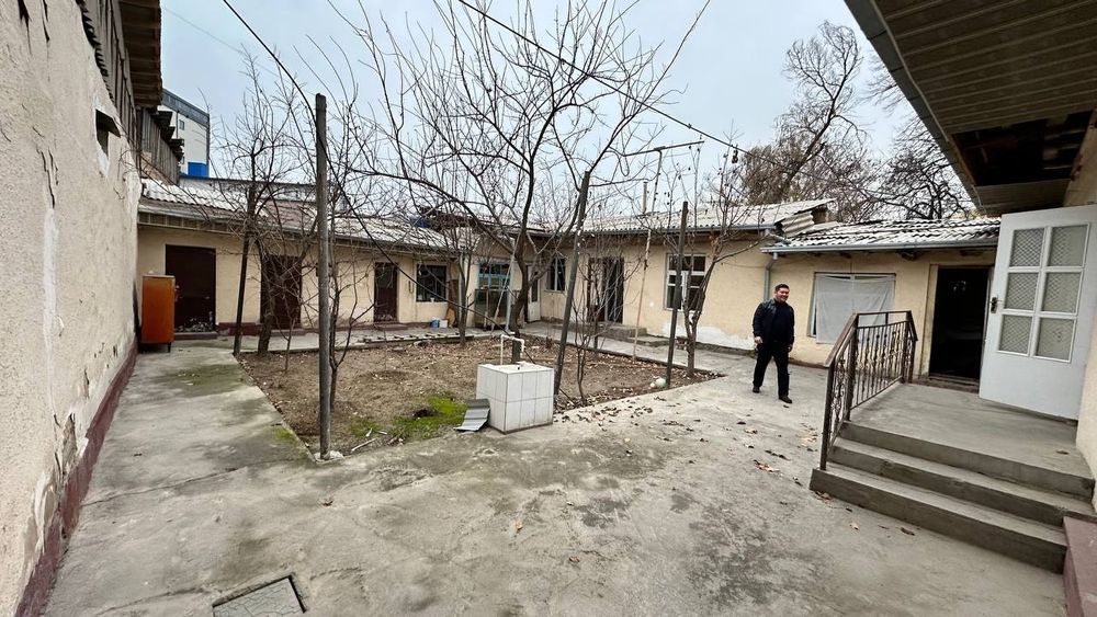 3.3 сотих угловой ер сотилади Юнсобод