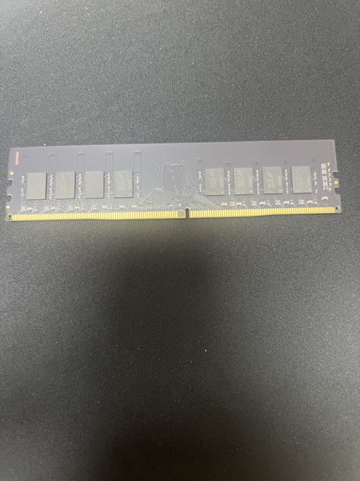 ПРОДАЮ Озу 8 гб ddr4
