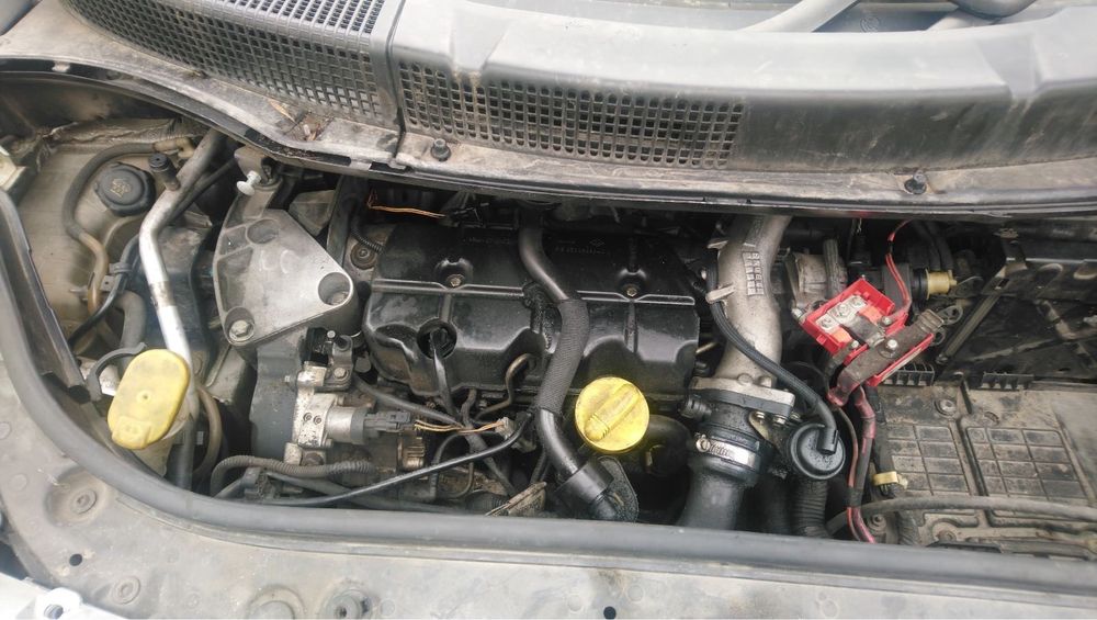 Рено Сценик 2 1.9 дци на части