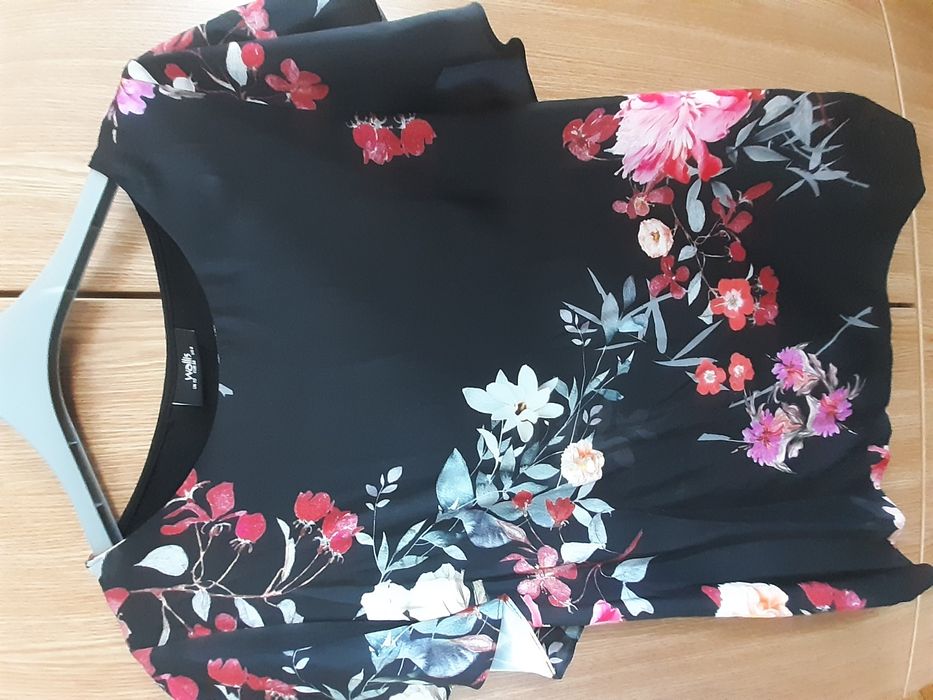 Bluze de la H&M, Wallis si Esprit