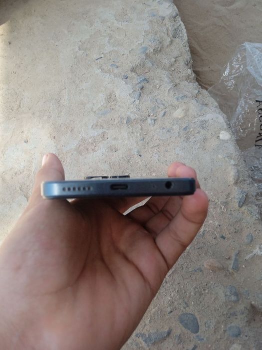 Masalan iPhone 11  ga almashamiz