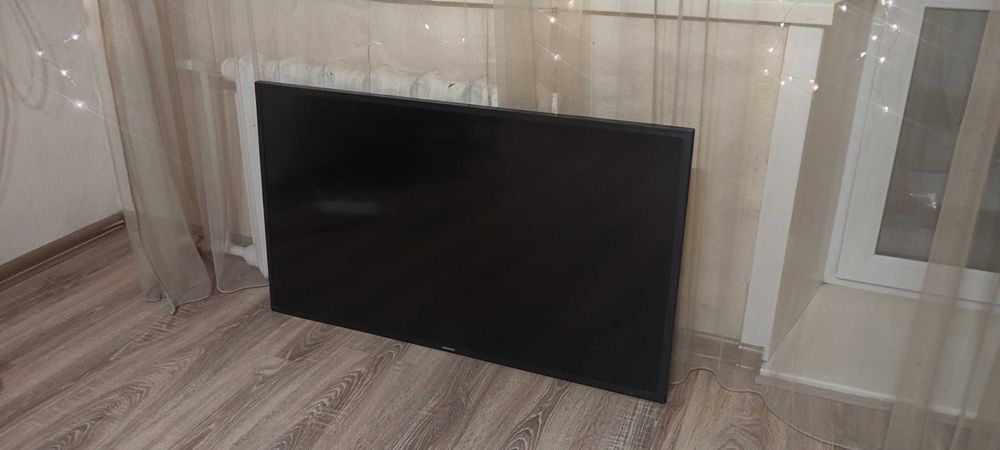 Телевизор Самсунг (Samsung)
