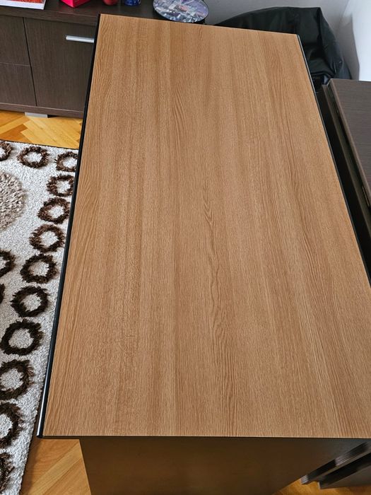 Birou de calculator sh