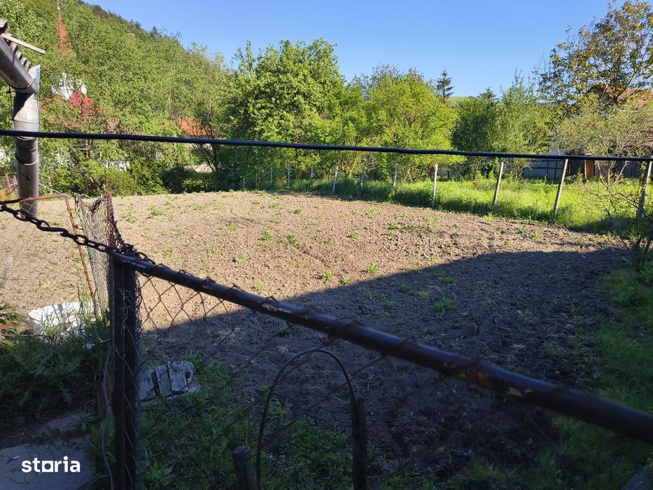 Casă de vânzare. Liniște, natură, confort, la doar ~20 minute de Tg MS