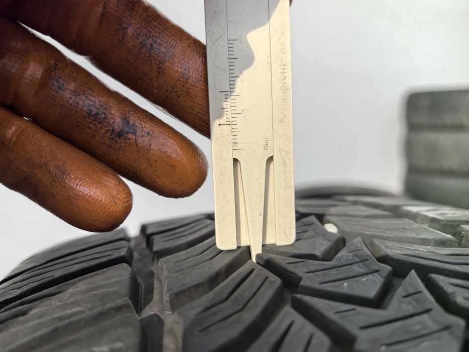 225/55/17 Дебика ДОТ 2021 г - 101 Товарен индекс