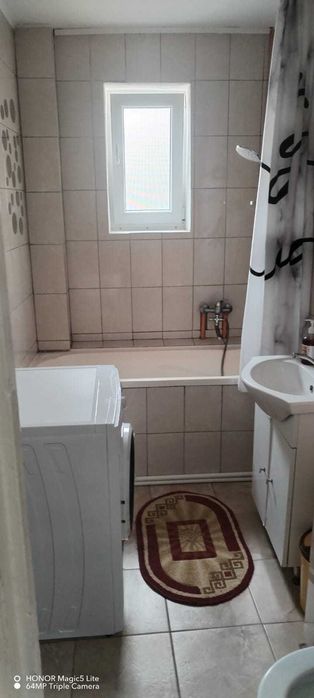 inchiriez apartament