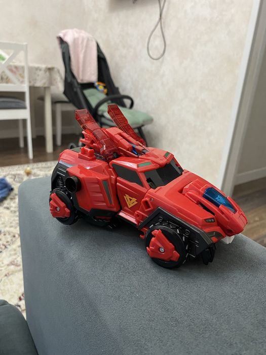 Трансформер Dinoster