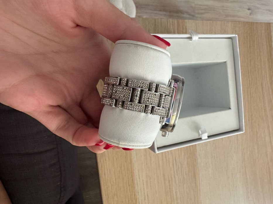 Смарт часовник Michael Kors