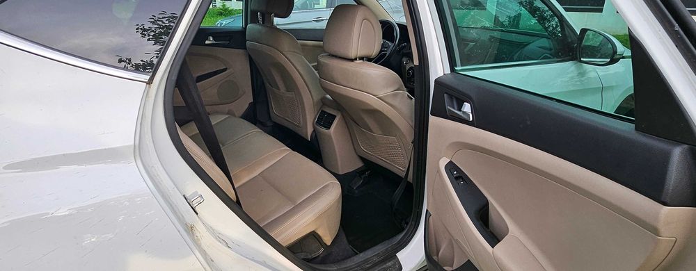 Dezmembrez hyundai tucson 2016