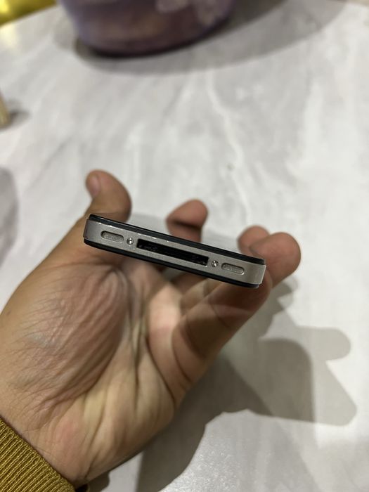 iPhone 4S 64Gb iOS 6.1.3