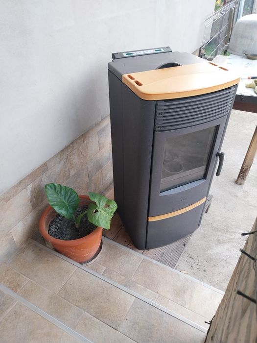 Șemineu pe peleti 7kw