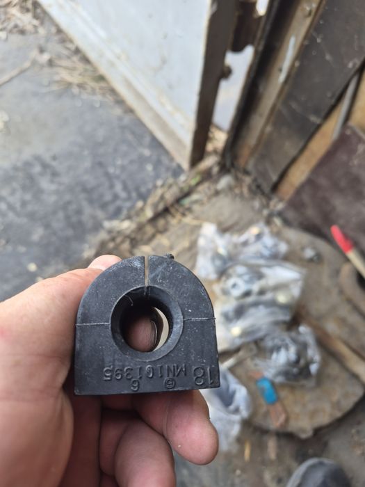 Запчасти мицубиши лансер