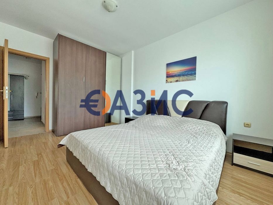 Продава се Двустаен апартамент в к.к. Слънчев бряг - 66 кв.м за 1114 €/кв.м - Снимка #6