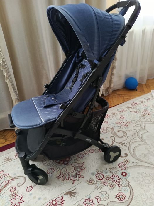 Продам коляску прогулочную