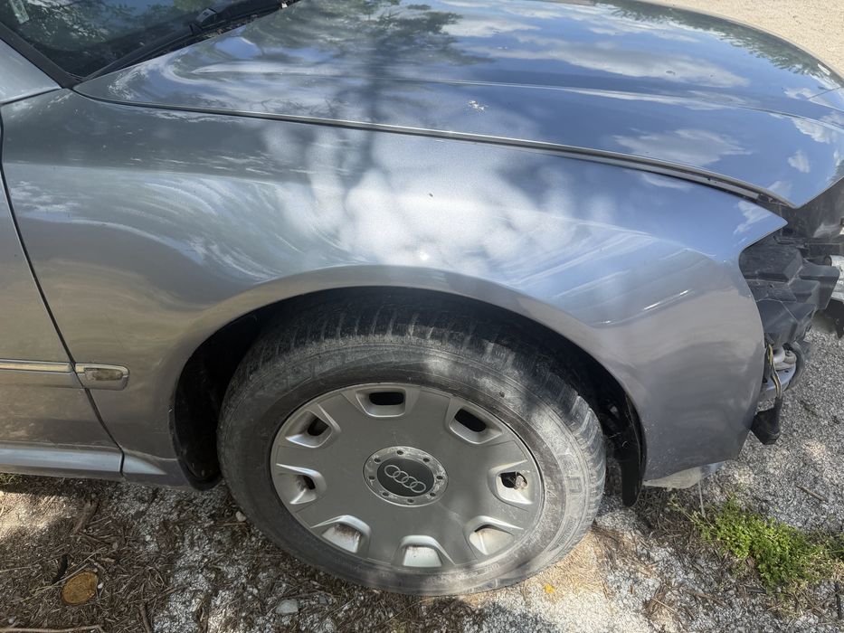 Десен калник AUDI A8 D3