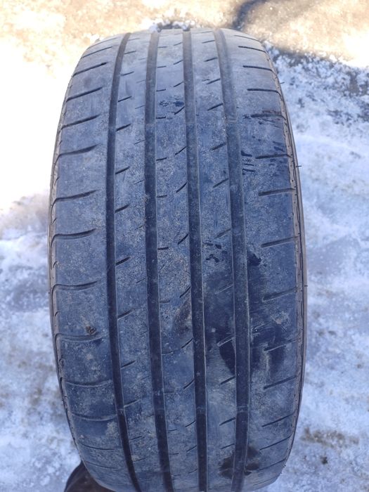Продавам гуми 255 55 18
