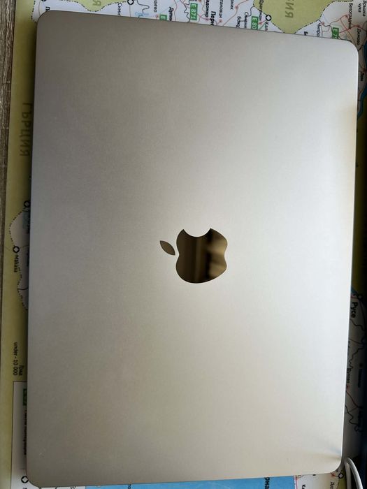 MacBook Air M2 ,256gb