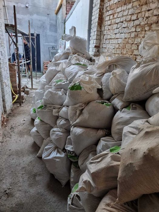 Transport moloz  /nisip/ pământ