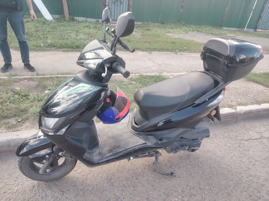 Мопед продается.