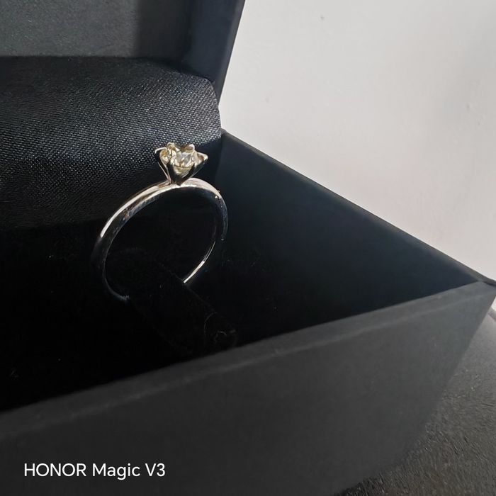 Inel aur alb 14K cu diamant natural 0.40 ct VVS2 – certificat IGI