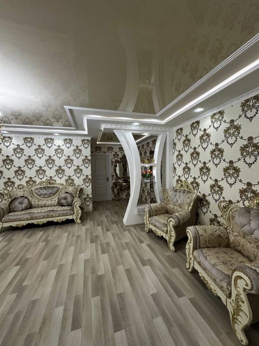 Kvartira sotiladi 4 xonali