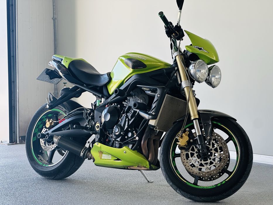 Triumph Street Triple 675