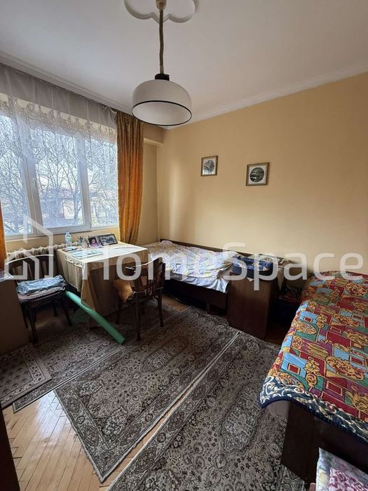 Продава се Двустаен апартамент в София, Гоце Делчев - 75 кв.м за 1541 €/кв.м - Снимка #2