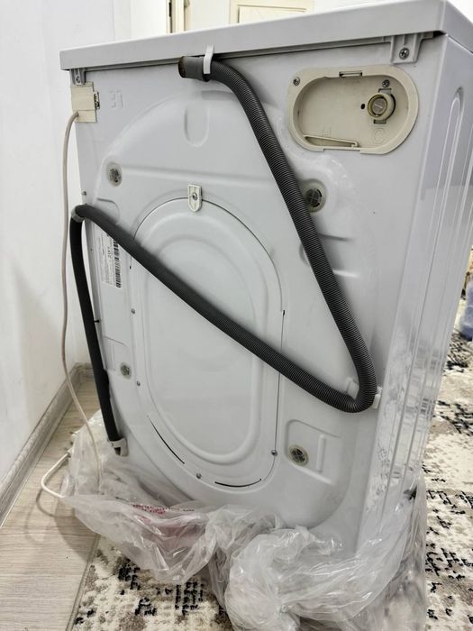 Whirlpool kir yuvish mashinasi sotiladi (7 kg)

Whirlpool avtomat kir