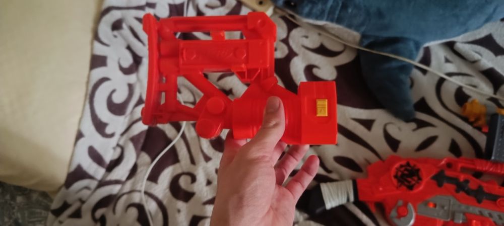 Nerf Scravenger.