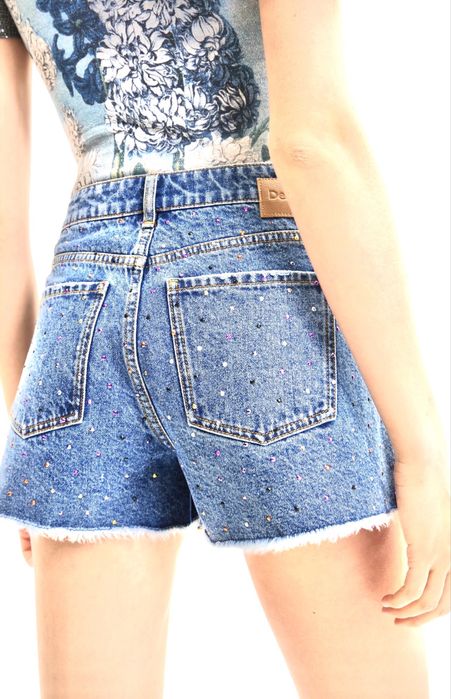 Дамски къси панталонки с камъчета DESIGUAL