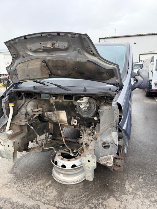 Dezmembram OPEL Vivaro si RENAULT Trafic