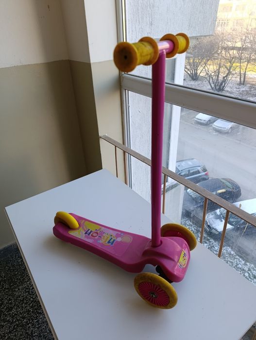 Балансно колело и тротинетка