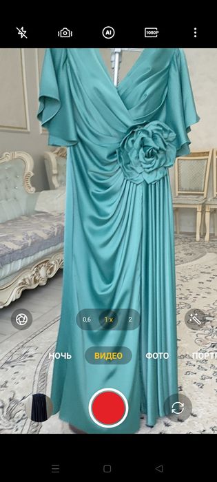 Продам вечерние платье