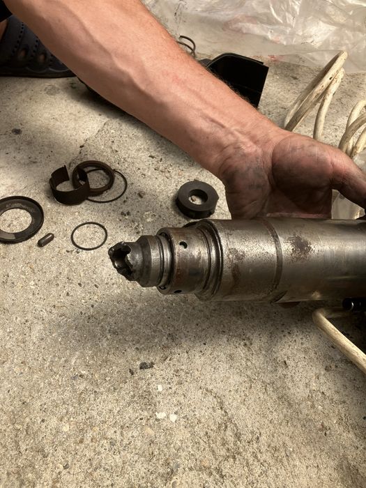 Makita HM1202C ciocan demolator defect pentru piese