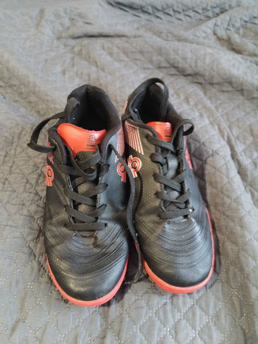 Бутонки за футбол