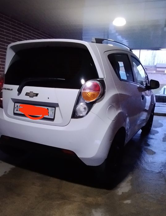 Spark 2011 xolati yaxshi 5700 kelishamiz