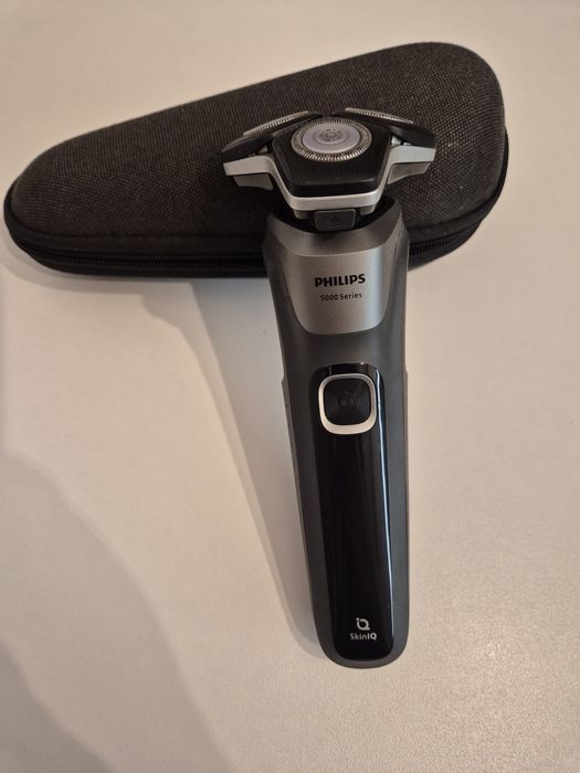 Aparat de ras, bărbierit Philips