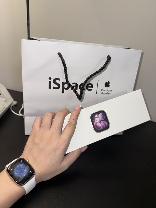 Продаю Apple Watch 11