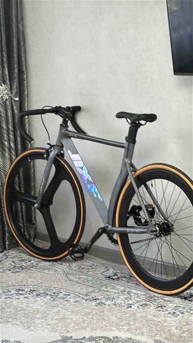 Фиксированный велосипед