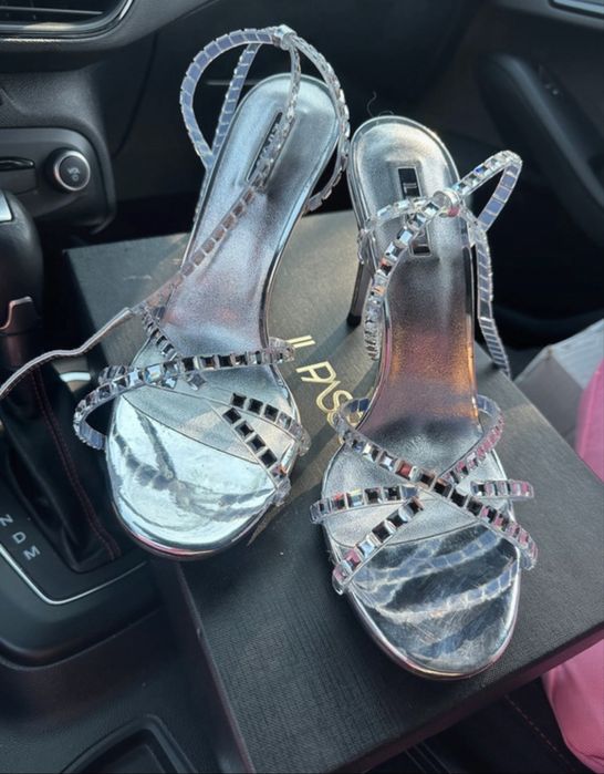 Sandale cu toc IL PASSO NOI !