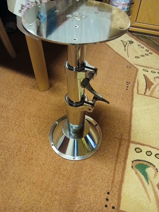 Телескопична стойка за яхти и каравани