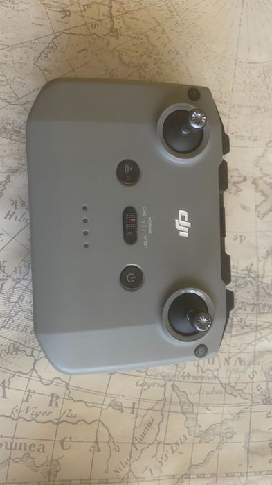 Продавам дистанционно за DJI дрон