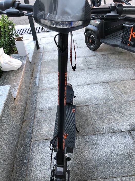 Электронный самокат kugookirin