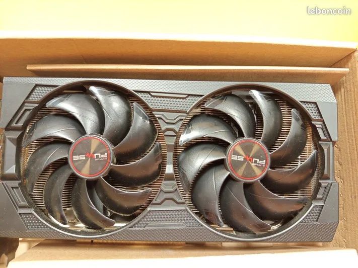 Vând placa video Sapphire RX 5500xt 8gb ddr6 (impecabila.